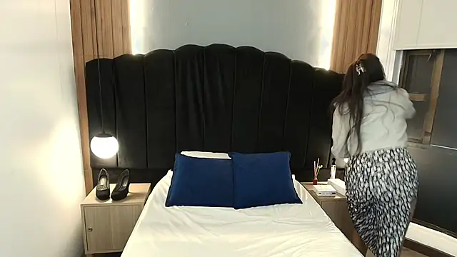 LiaMonroee  online show from 03-08-26, 11:58