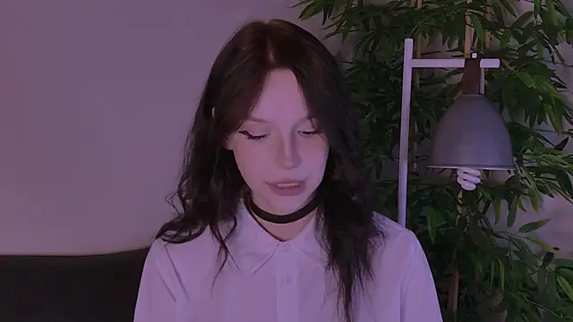 Snapshot of claire_bennett chatting on 06-22-26, 01:07 claire bennett online show from 06-22-26, 01:07