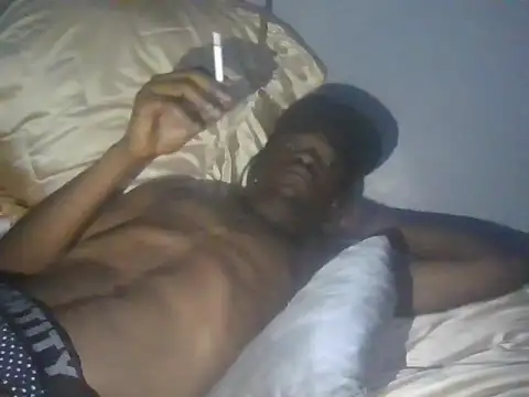 Snapshot of Nykho17 chatting on 10-01-25, 09:43 Nykho17 online show from 10-01-25, 09:43