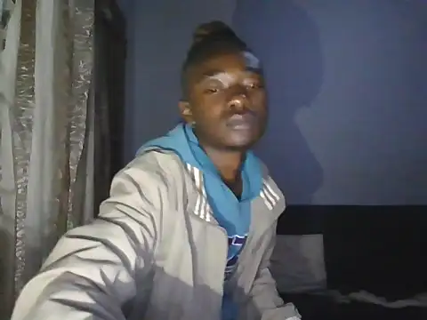 Snapshot of Nykho17 chatting on 10-21-25, 08:09 Nykho17 online show from 10-21-25, 08:09