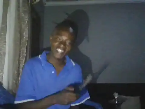 Snapshot of Nykho17 chatting on 10-22-25, 08:30 Nykho17 online show from 10-22-25, 08:30