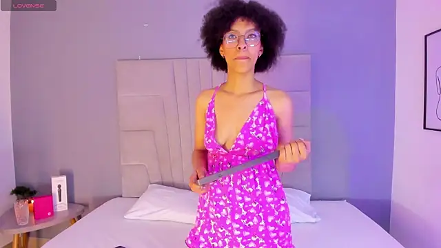 sophie rojas online show from 11-29-25, 03:53