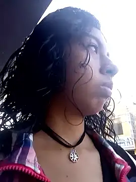 Snapshot of Syndel23 chatting on 04-19-26, 01:21 Syndel23 online show from 04-19-26, 01:21