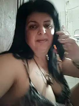 Snapshot of Jann_Riya333 chatting on 08-02-26, 04:11 Jann Riya333 online show from 08-02-26, 04:11