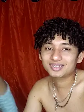 nezuko-uwu online show from 10-21-25, 05:19