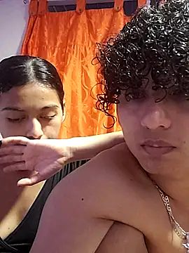 nezuko-uwu online show from 10-29-25, 04:48