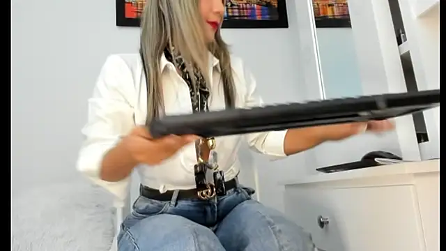 Ms lunaRose online show from 05-03-26, 02:28