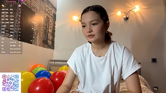 KiraVelvet online show from 09-13-25, 10:26
