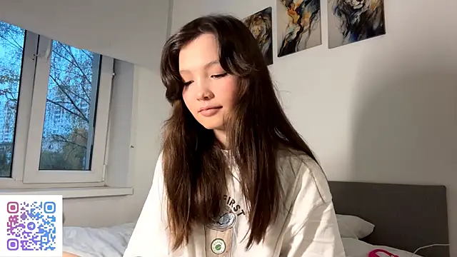 KiraVelvet online show from 10-06-25, 02:14