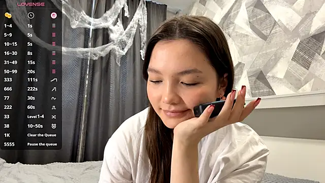 KiraVelvet online show from 11-01-25, 09:44