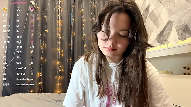 KiraVelvet online show from 12-02-25, 09:47