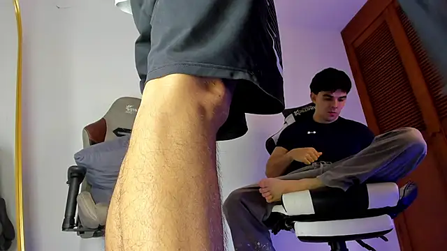 sotooliver3 online show from 03-12-26, 08:59