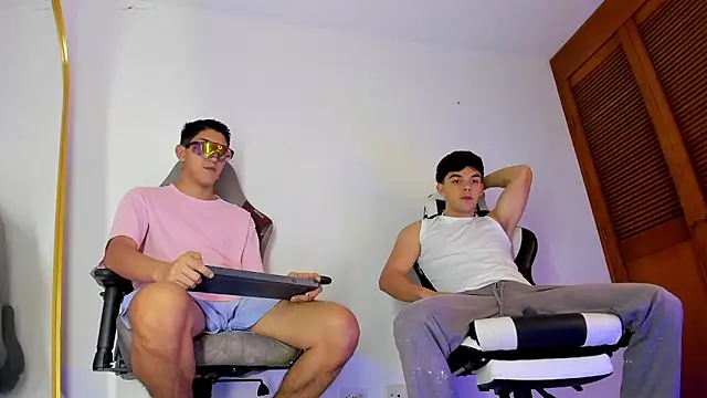 sotooliver3 online show from 03-28-26, 08:41