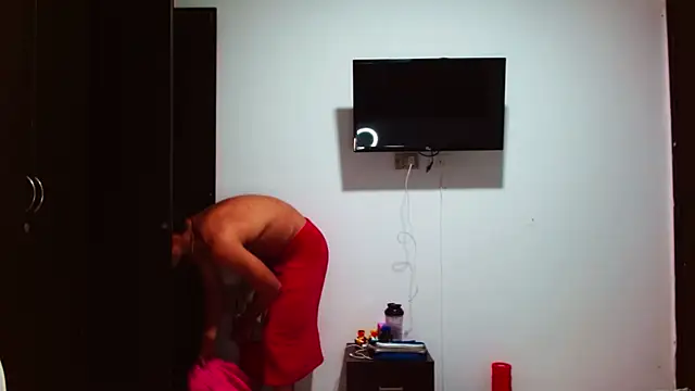 Snapshot of babysebasxxx chatting on 10-17-25, 04:04 babysebasxxx online show from 10-17-25, 04:04