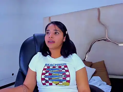 ScarletDoll online show from 11-08-25, 06:13