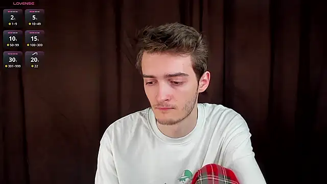 Snapshot of spider____man chatting on 03-02-26, 01:29 spider man online show from 03-02-26, 01:29