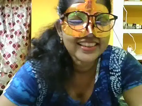 kavya1 online show from 09-19-25, 01:12