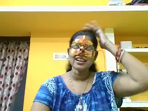 kavya1 online show from 09-27-25, 01:16