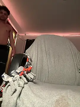 Snapshot of Troydaddy578 chatting on 03-28-26, 05:18 Troydaddy578 online show from 03-28-26, 05:18