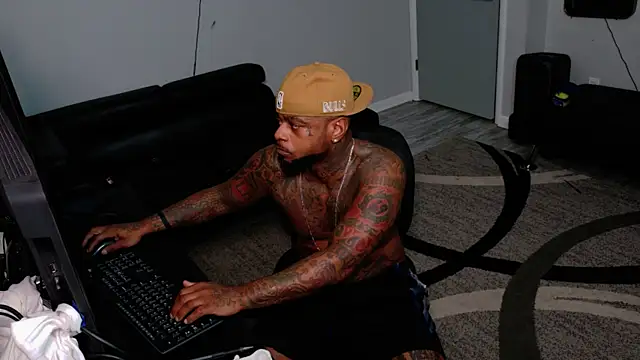 SLANGONDEMHOES online show from 05-04-26, 07:43