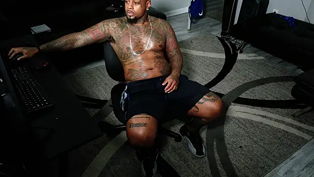 SLANGONDEMHOES online show from 06-24-26, 12:42