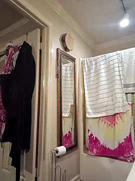 mresquared online show from 02-24-26, 10:19