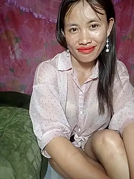 Snapshot of rubi_bae chatting on 06-28-26, 12:27 rubi bae online show from 06-28-26, 12:27