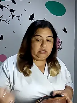 Snapshot of curvy_diva_ chatting on 09-18-25, 11:12 curvy diva online show from 09-18-25, 11:12