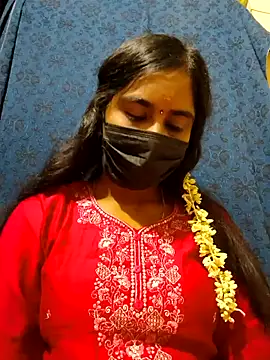 mini-queen online show from 12-19-25, 10:33