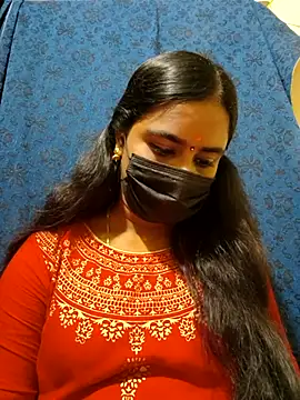 mini-queen online show from 12-21-25, 02:13