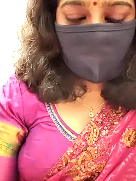 Snapshot of saritha29 chatting on 10-05-25, 04:38 saritha29 online show from 10-05-25, 04:38