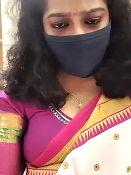 Snapshot of saritha29 chatting on 10-13-25, 05:02 saritha29 online show from 10-13-25, 05:02