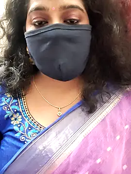 Snapshot of saritha29 chatting on 10-21-25, 04:19 saritha29 online show from 10-21-25, 04:19