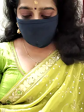 Snapshot of saritha29 chatting on 10-26-25, 11:38 saritha29 online show from 10-26-25, 11:38