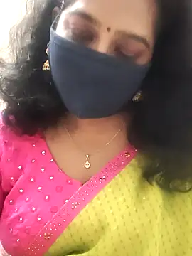 Snapshot of saritha29 chatting on 11-03-25, 04:52 saritha29 online show from 11-03-25, 04:52