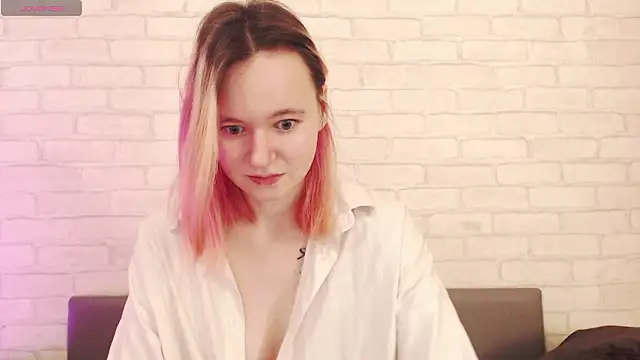 Ericha Stone online show from 03-06-26, 01:24