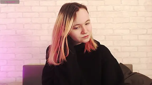 Ericha Stone online show from 03-15-26, 01:33