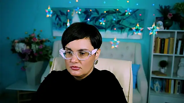 LauraDavidsons online show from 10-02-25, 04:47