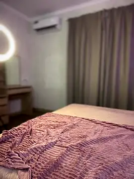 YourLittleDevil online show from 10-16-25, 01:12