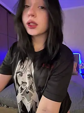 YourLittleDevil online show from 03-17-26, 05:11