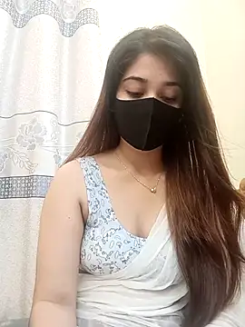 midnightmuse-03 online show from 10-26-25, 07:09