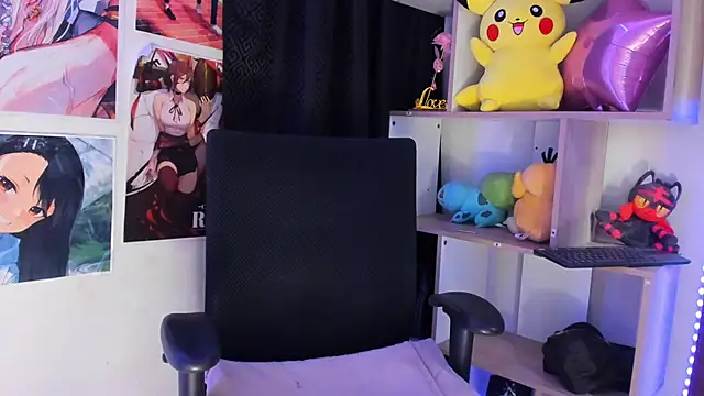 VeronicaSaenzx online show from 10-31-25, 05:25