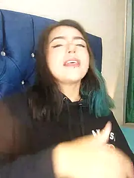 Snapshot of sammy_bunny1 chatting on 09-15-25, 06:02 sammy bunny1 online show from 09-15-25, 06:02