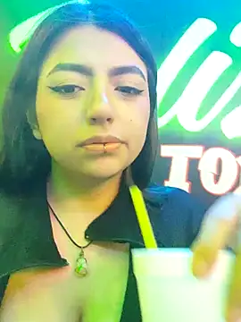 Snapshot of sammy_bunny1 chatting on 09-17-25, 11:17 sammy bunny1 online show from 09-17-25, 11:17