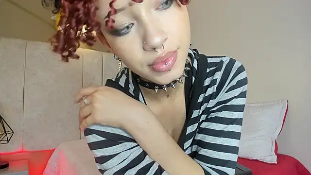 EmiilyWillss online show from 09-18-25, 03:03