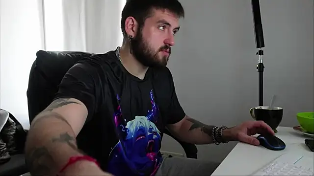 Mike Platano online show from 10-01-25, 01:28