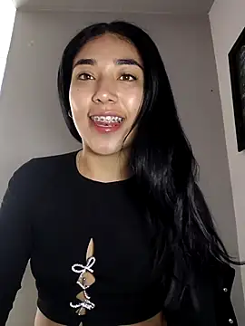 AmberGold- online show from 10-26-25, 12:11