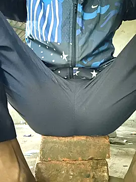 onlymasti00 online show from 10-05-25, 01:48