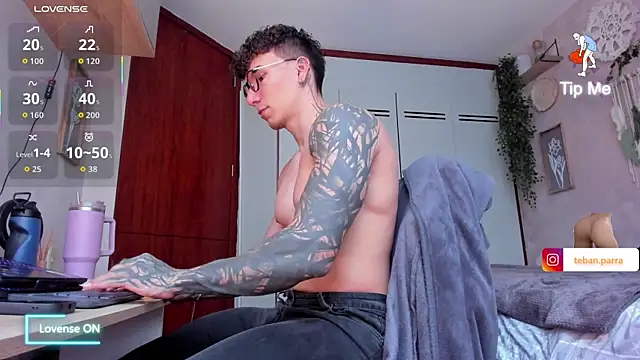 estebandi do online show from 11-12-25, 12:05