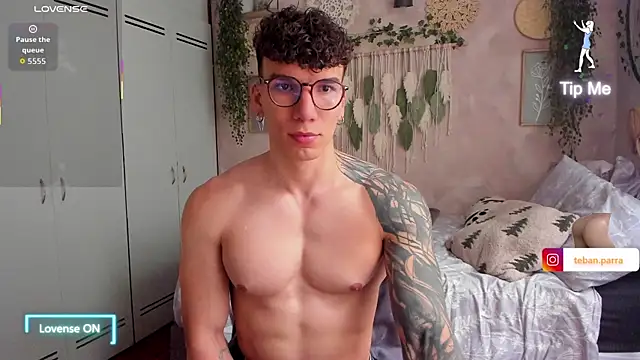 estebandi do online show from 11-30-25, 09:30